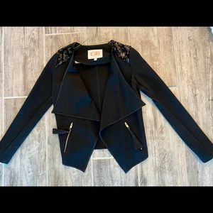 Gianni Bini black blazer
